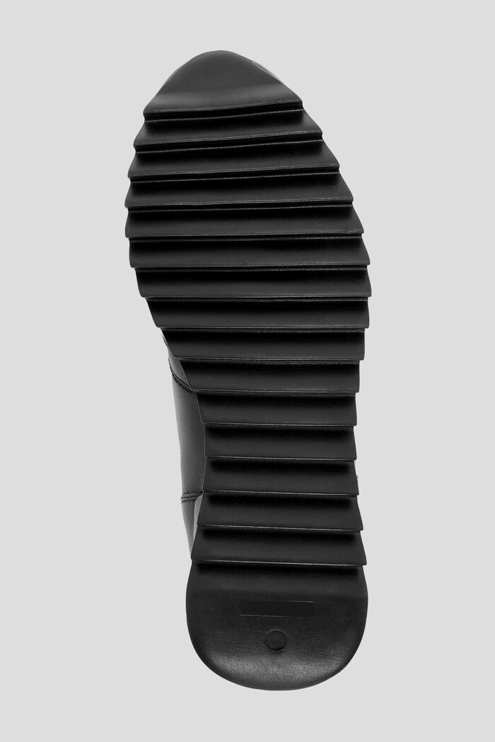 Seattle Sneaker in Black - 6