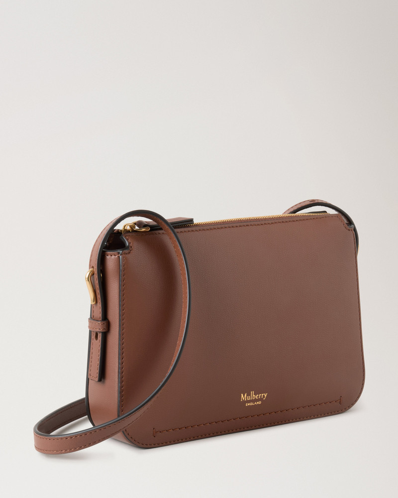 Clovelly Pouch Bright Oak Micro Classic Grain 4