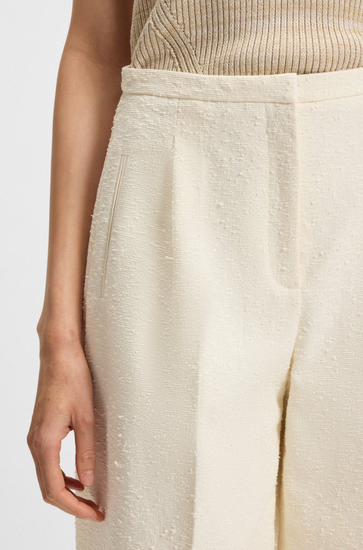 RELAXED-FIT SHORTS IN ITALIAN BOUCLÉ - 5