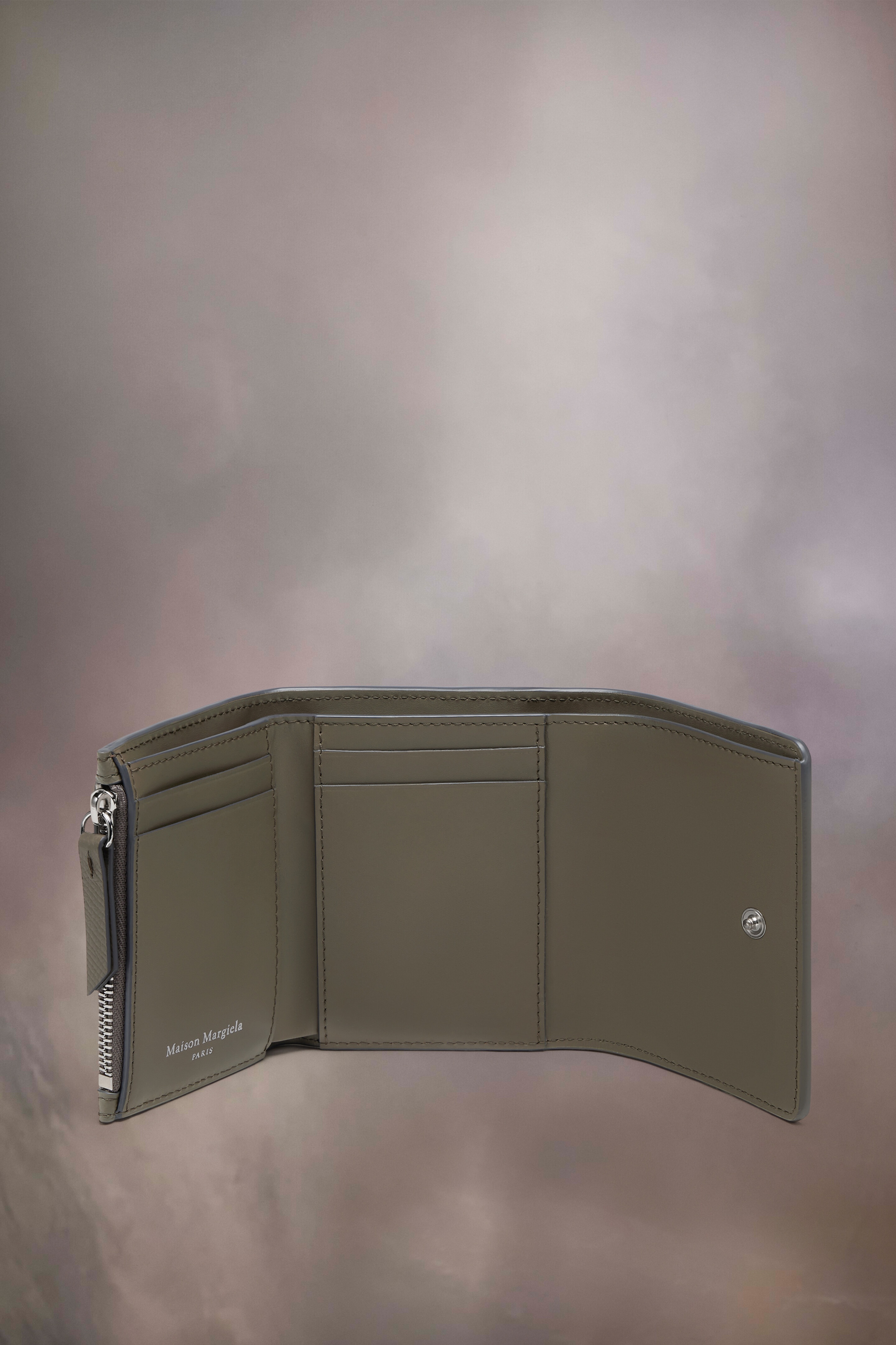 Four stitches wallet - 4