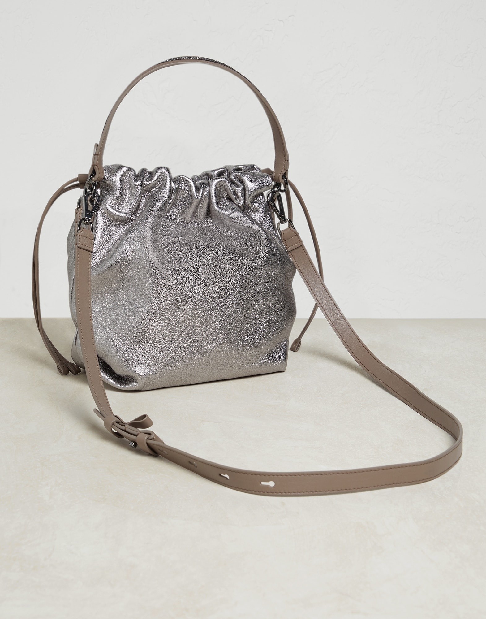 Lamé leather bucket bag with shiny handle - 2