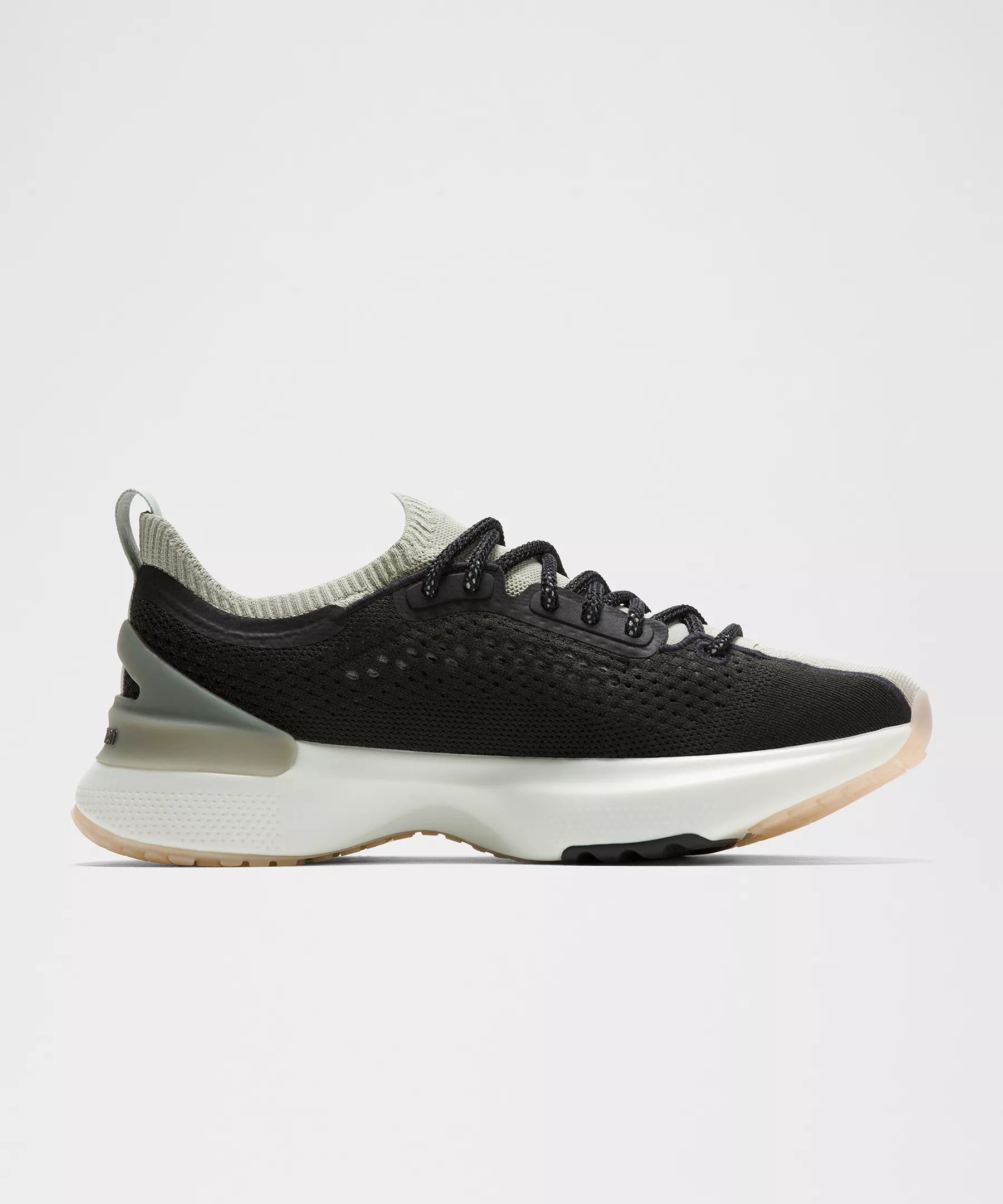 Women's Chargefeel 3 Workout Shoe - 4