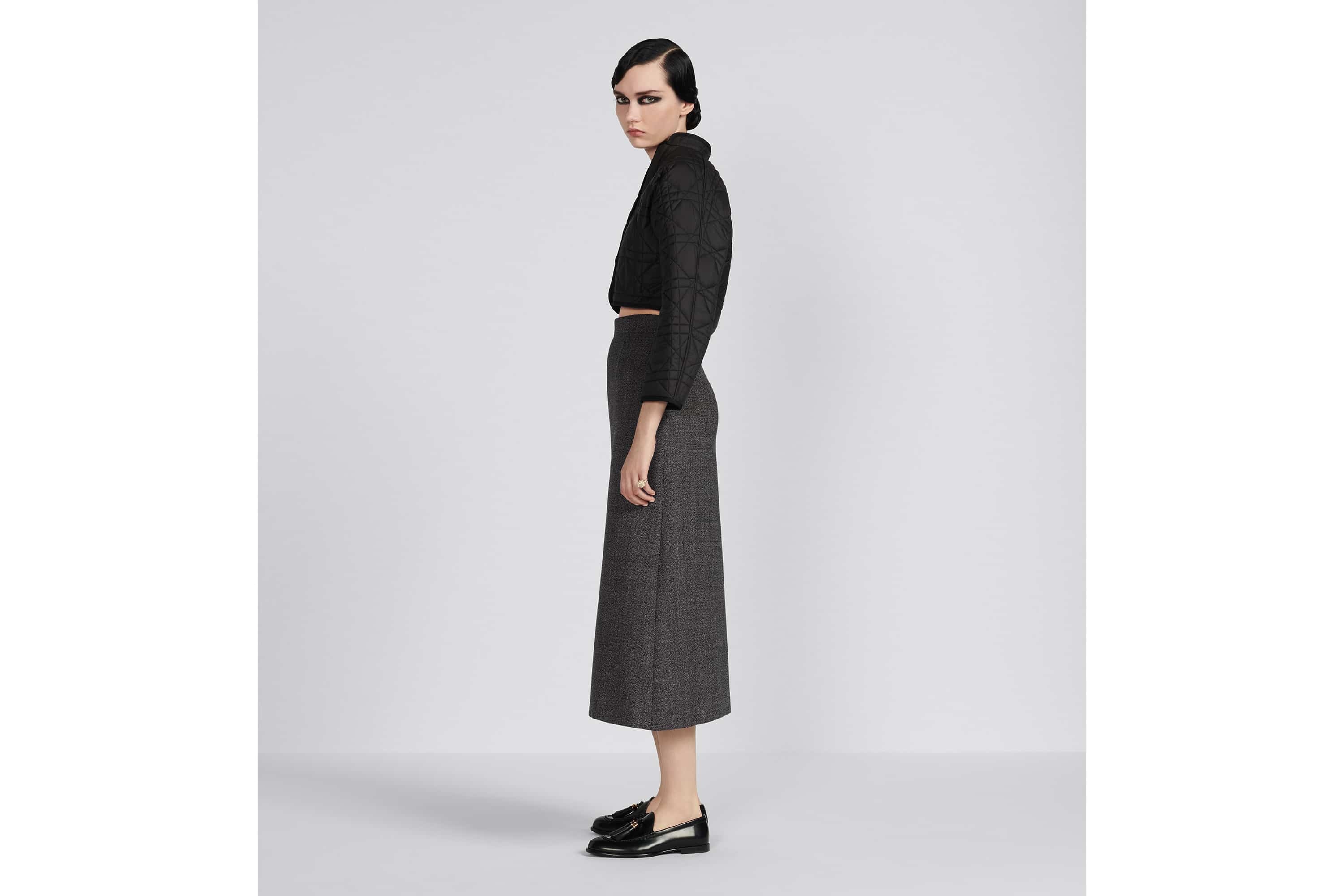 Mid-Length Flared Skirt - 5