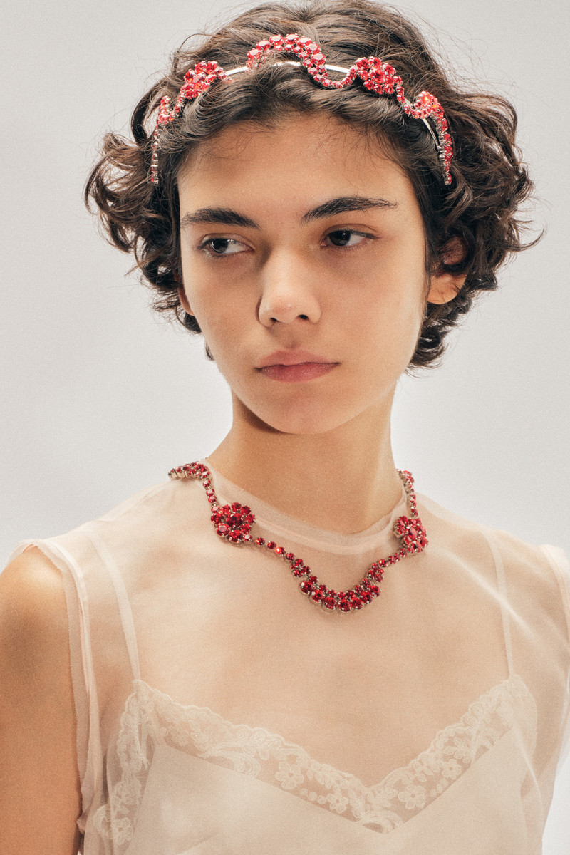 Simone Rocha Scalloped Sepal Necklace outlook