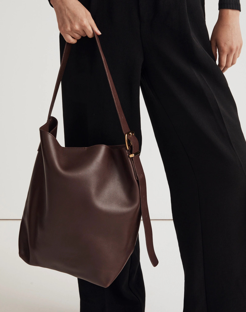 The Essential Bucket Tote 5
