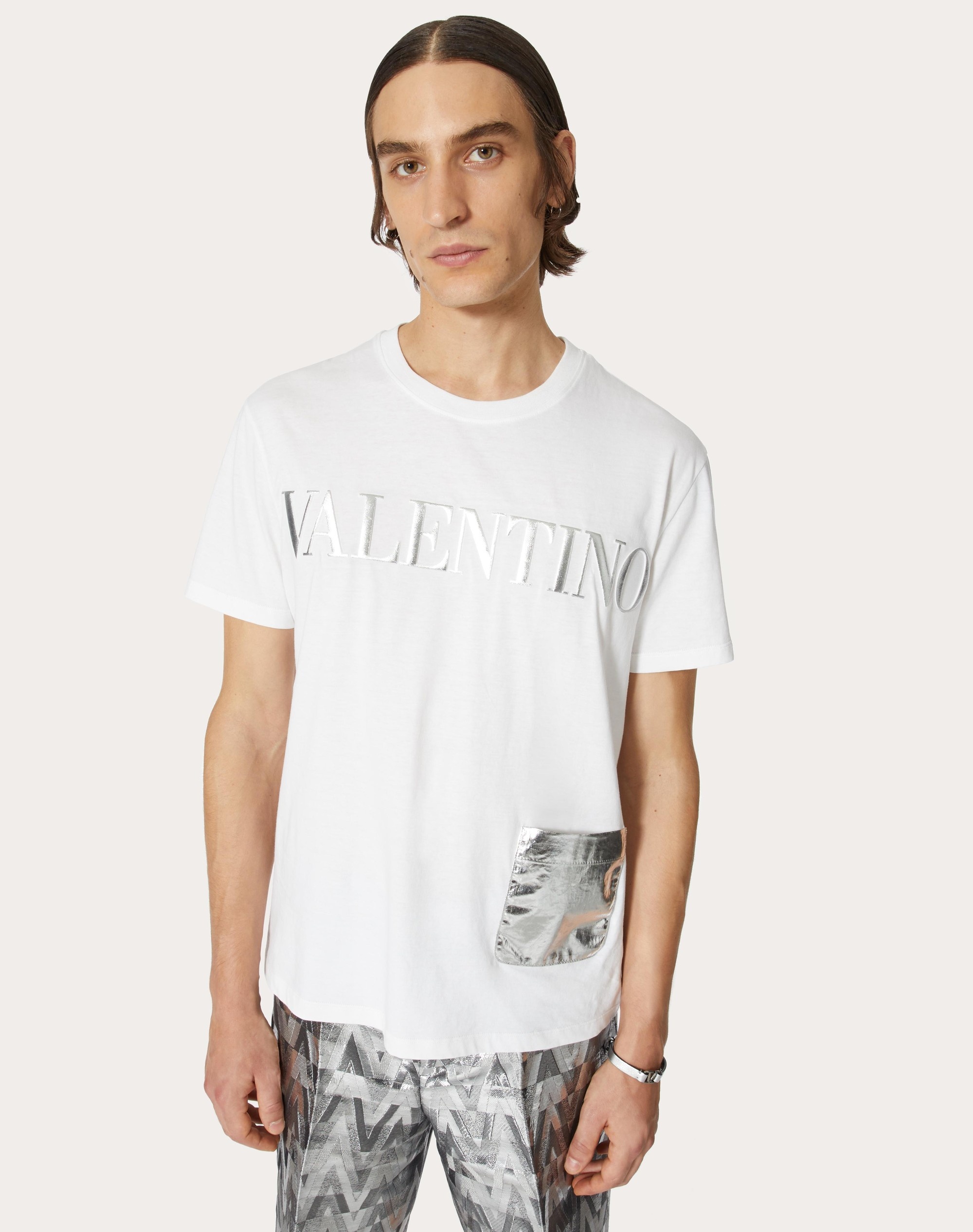 T-SHIRT WITH METALLIC SILVER POCKET AND VALENTINO EMBOSSED - 5