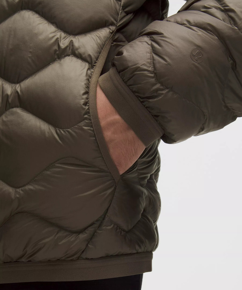 Featherweight 900-Down-Fill Quilted Hooded Jacket 5