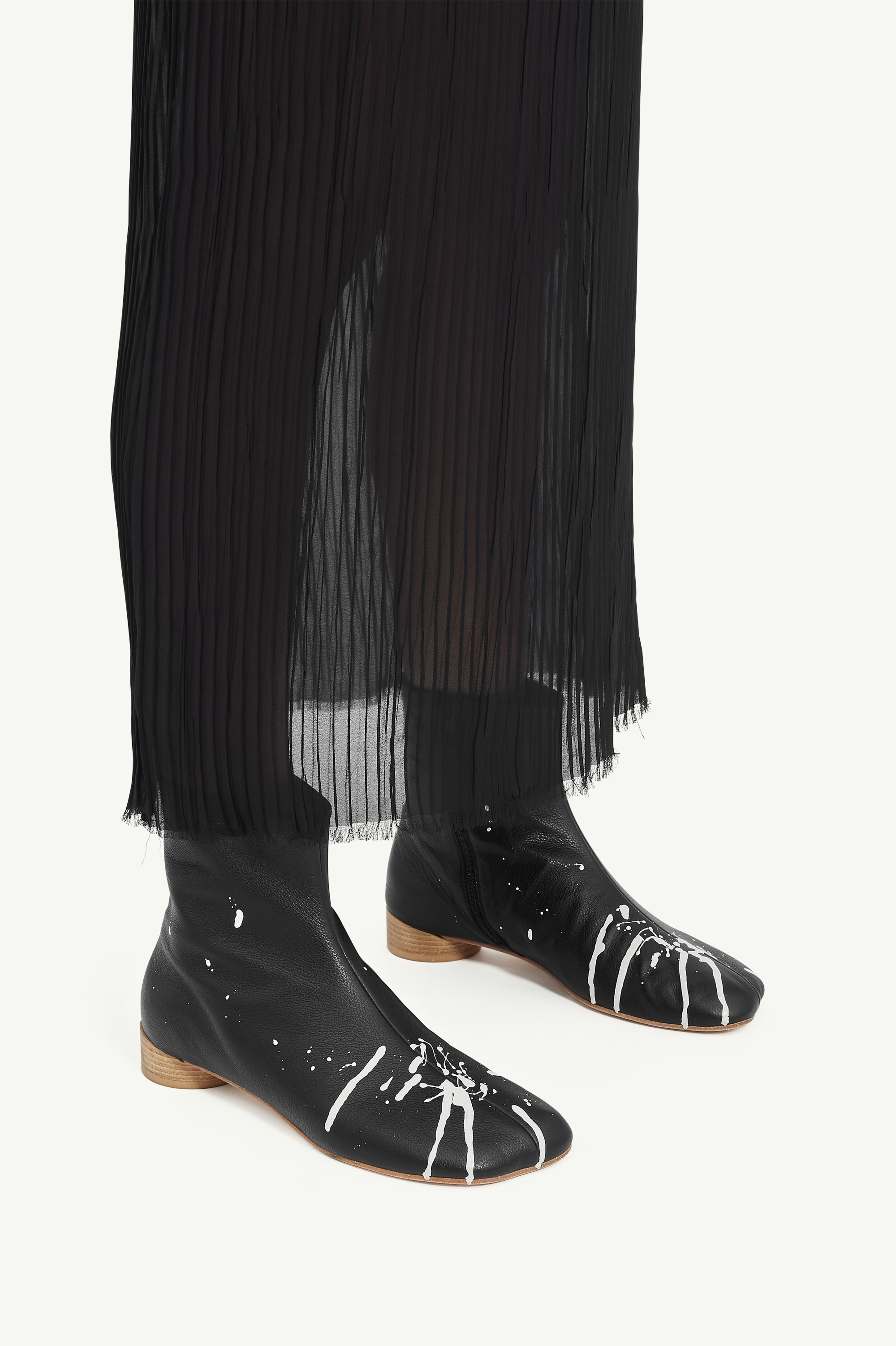 MM6 Maison Margiela Anatomic Ankle Boots | REVERSIBLE