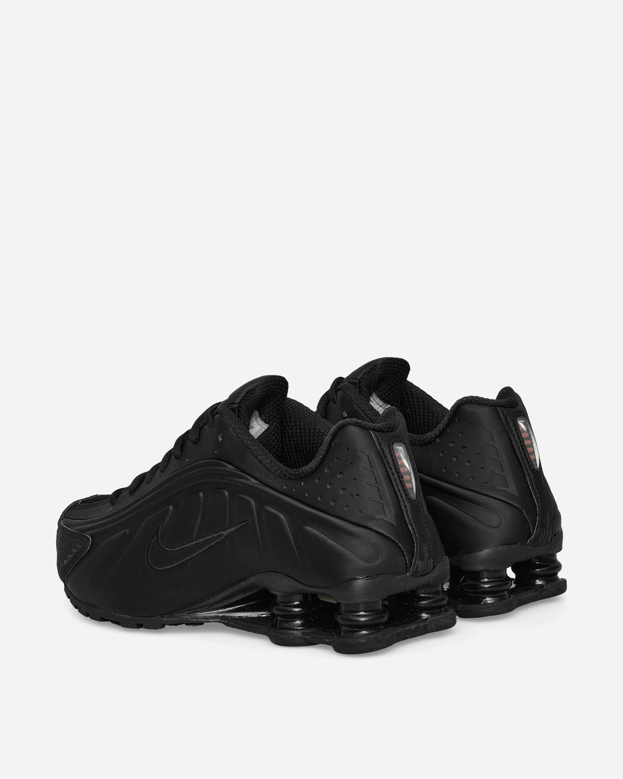 WMNS Shox R4 Sneakers Black - 4