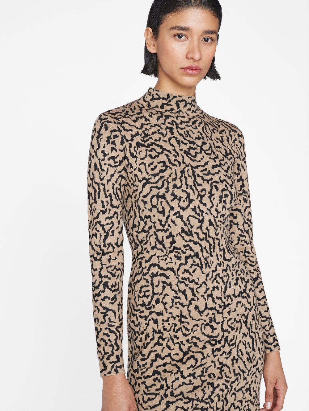 Jacquard Sweater Dress in Light Camel Multi - 5