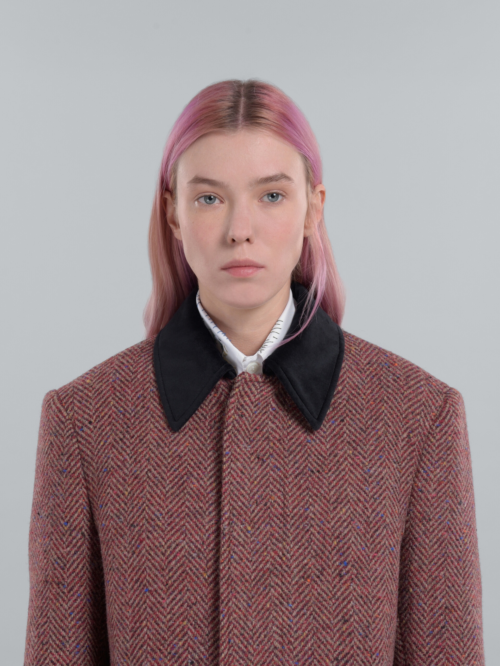 BURGUNDY CHEVRON WOOL COAT WITH VELVET COLLAR - 4
