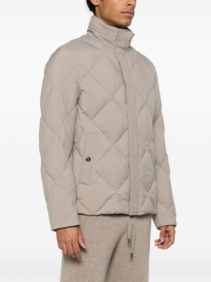 diamond-quilted jacket 3
