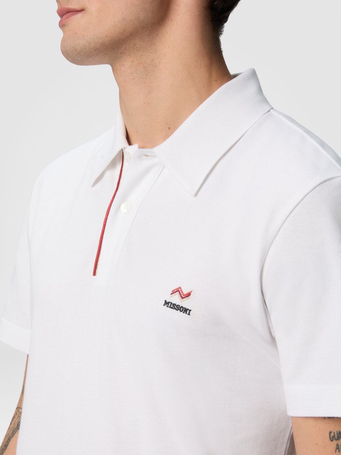 Solid color cotton piqué polo shirt with zigzag embroidery and contrasting detail - 5
