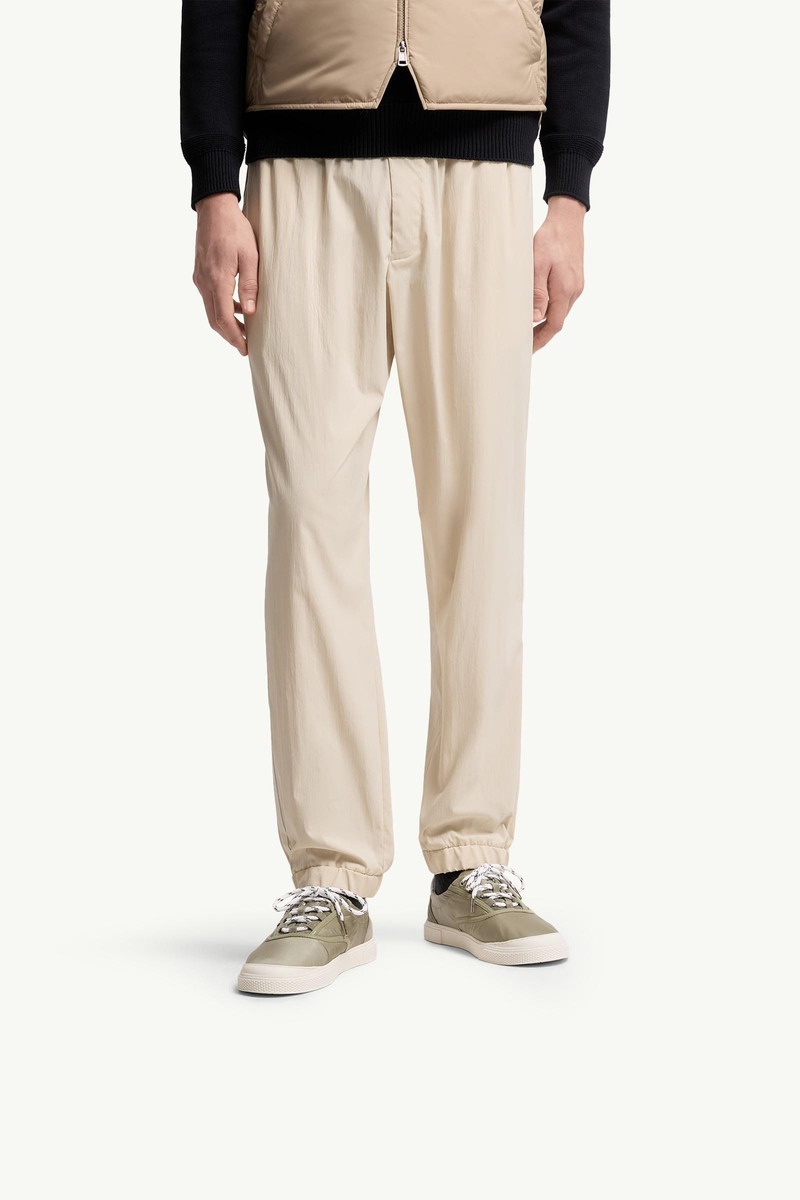 Moncler Vera Leisure Padded Sneakers outlook