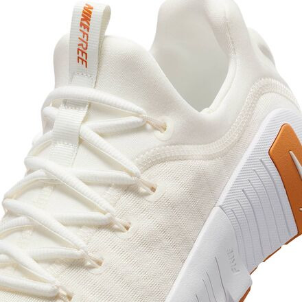 Free Metcon 6 Shoe - Women's - 7