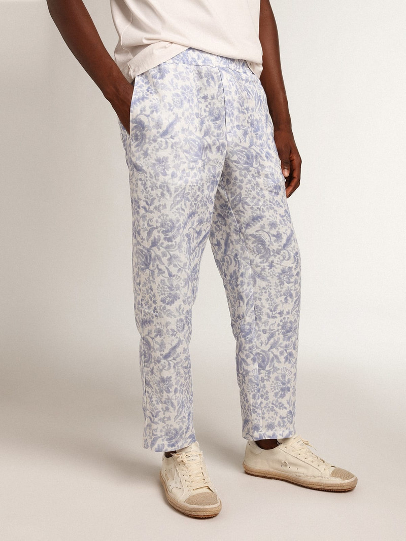 Resort Collection linen trousers with Mediterranean blue print 2