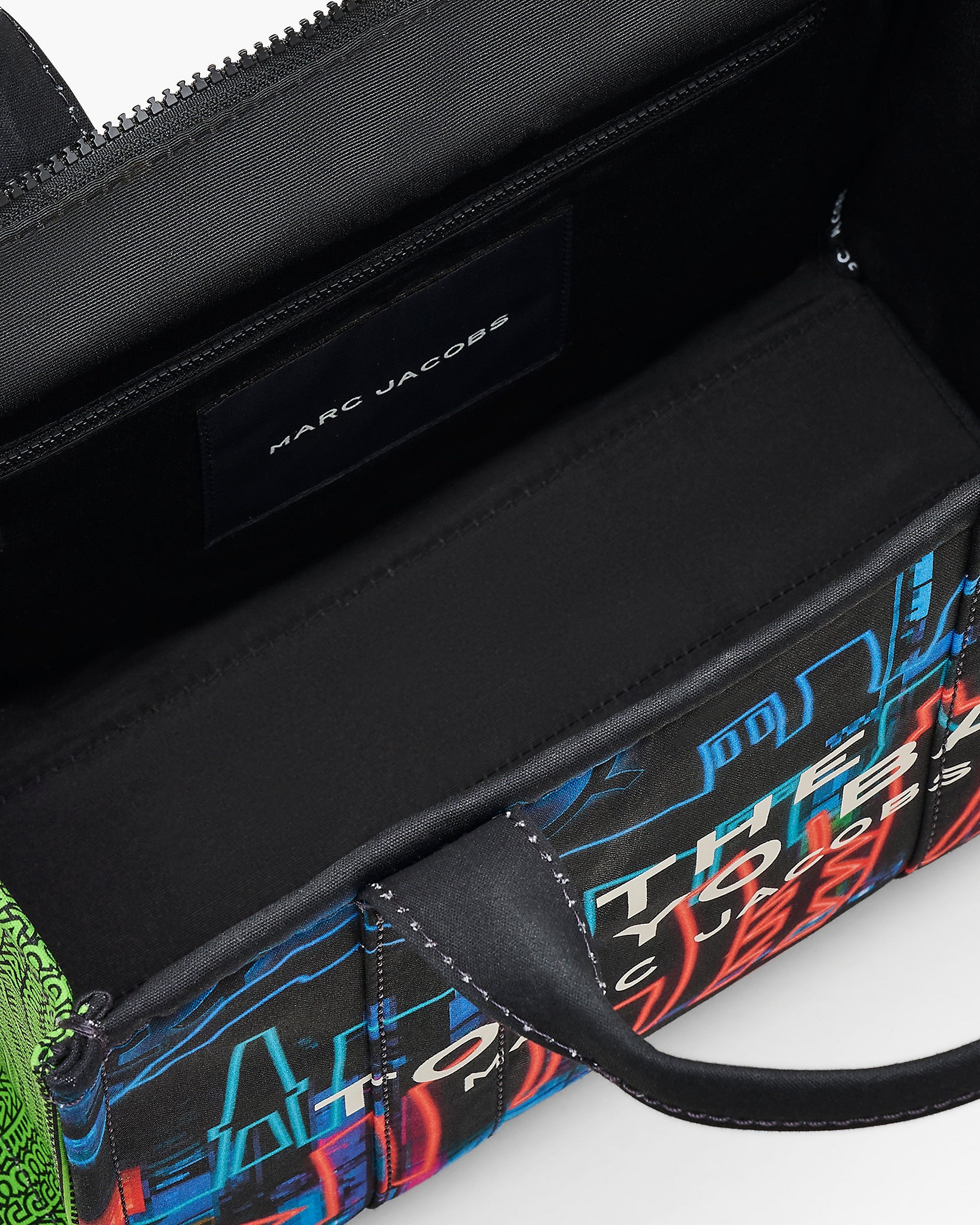 THE CITY TOTE - 7