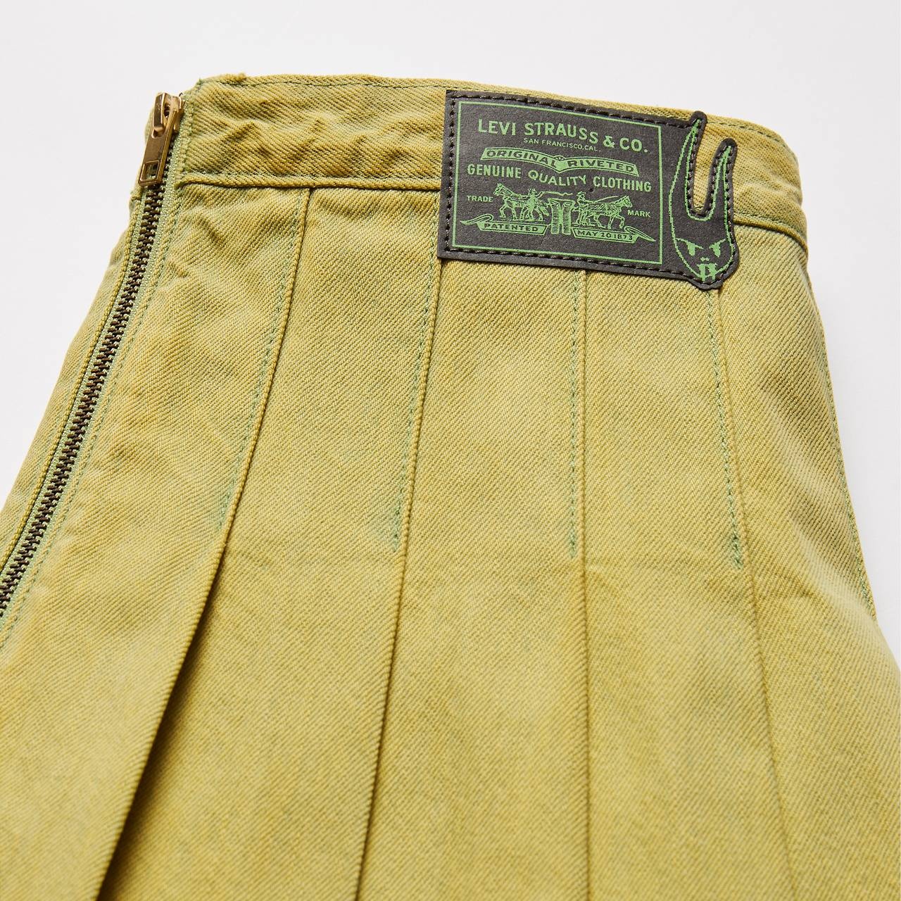 LEVI'S® X BARBIE FERREIRA SKIRT - 12