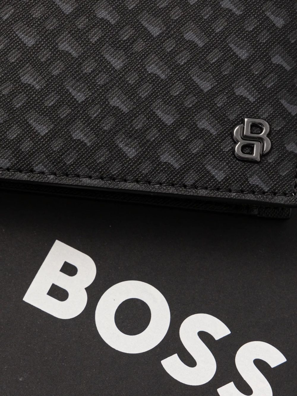 textured bifold wallet - 4
