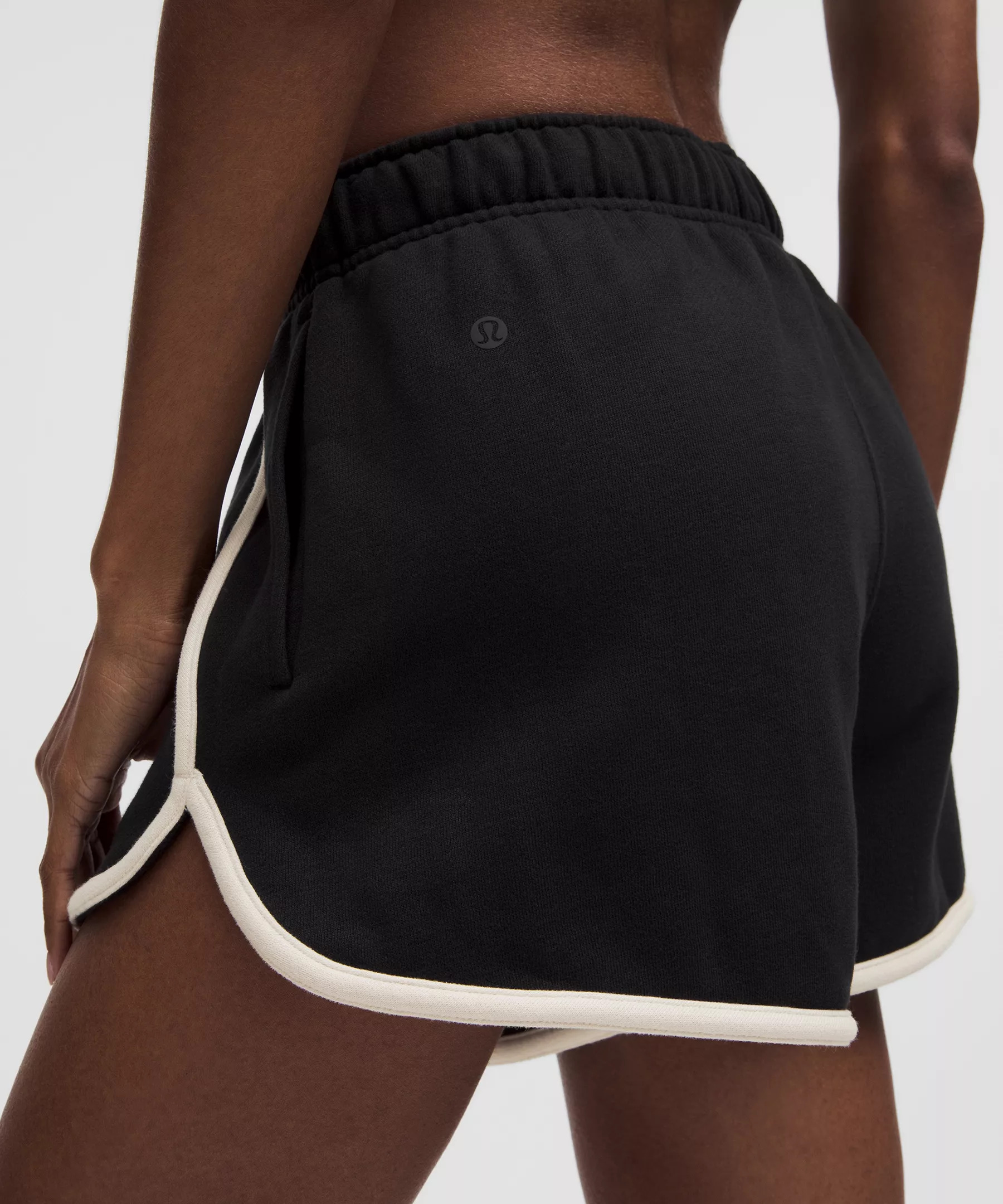 Scuba Mid-Rise Oversized Short 3" *Trim - 6