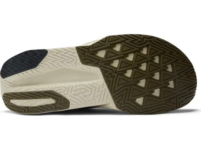 New Balance FuelCell Rebel v5 - 4