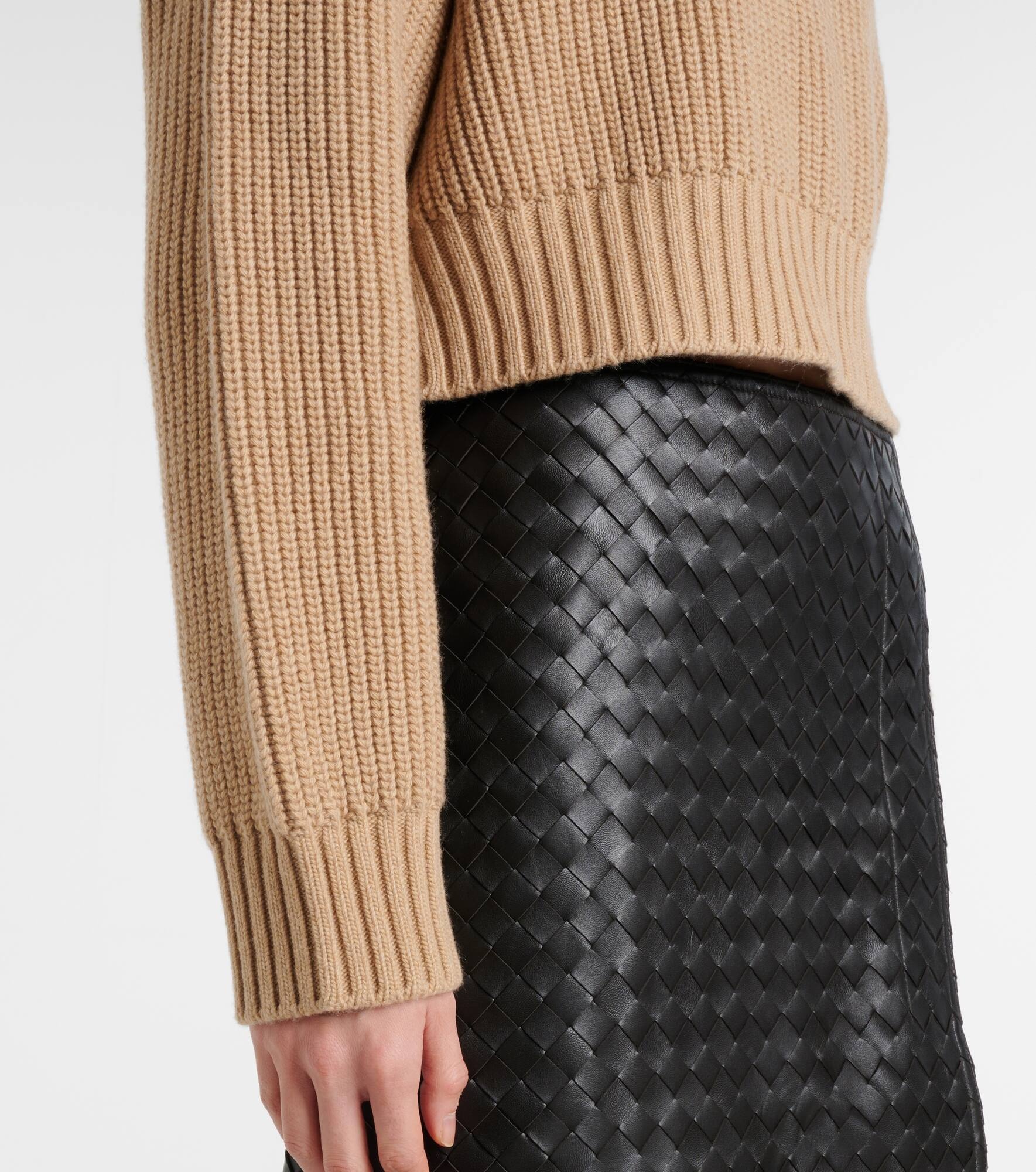 Cropped wool and cashmere sweater - 5