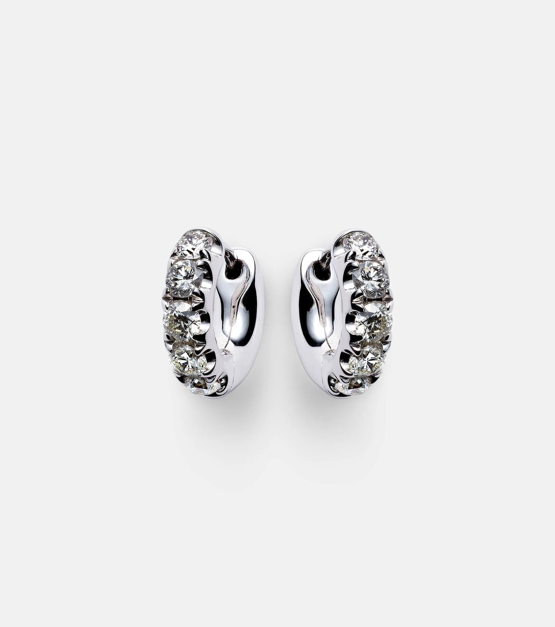 Super Duper 14kt white gold hoop earrings with diamonds - 1