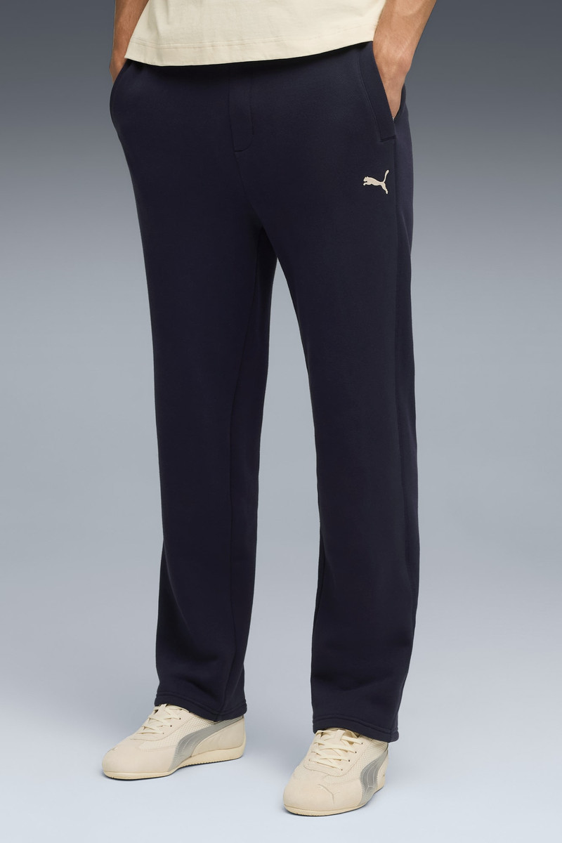 PUMA Premium ESS Sweatpants Unisex outlook