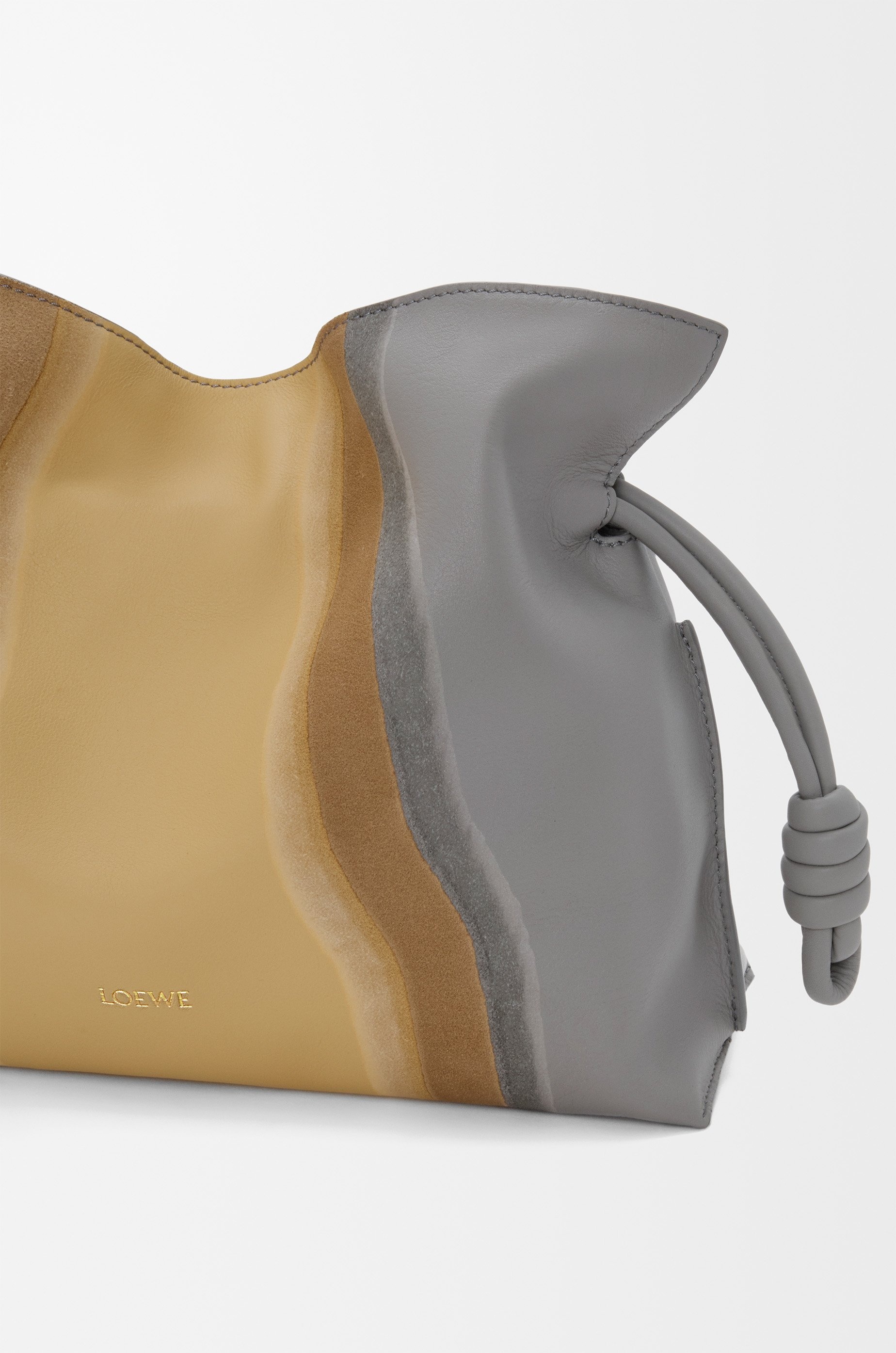 Medium Flamenco clutch in nappa calfskin - 9