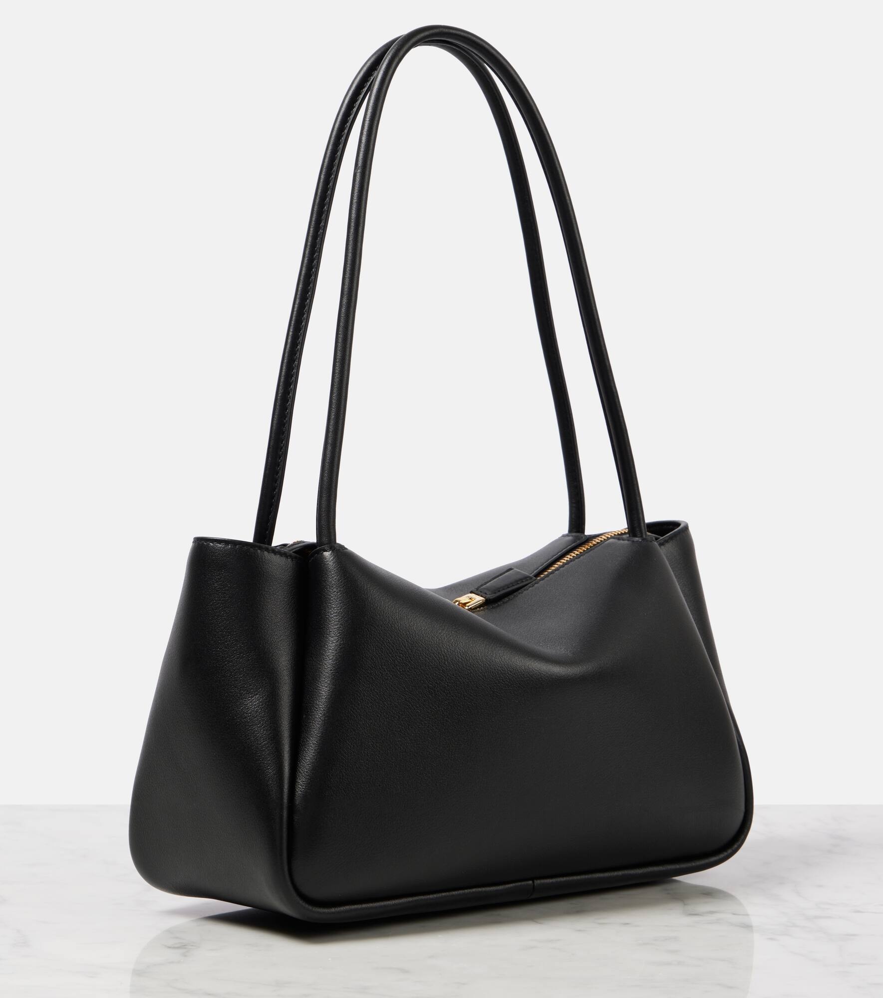 Medium leather shoulder bag - 4