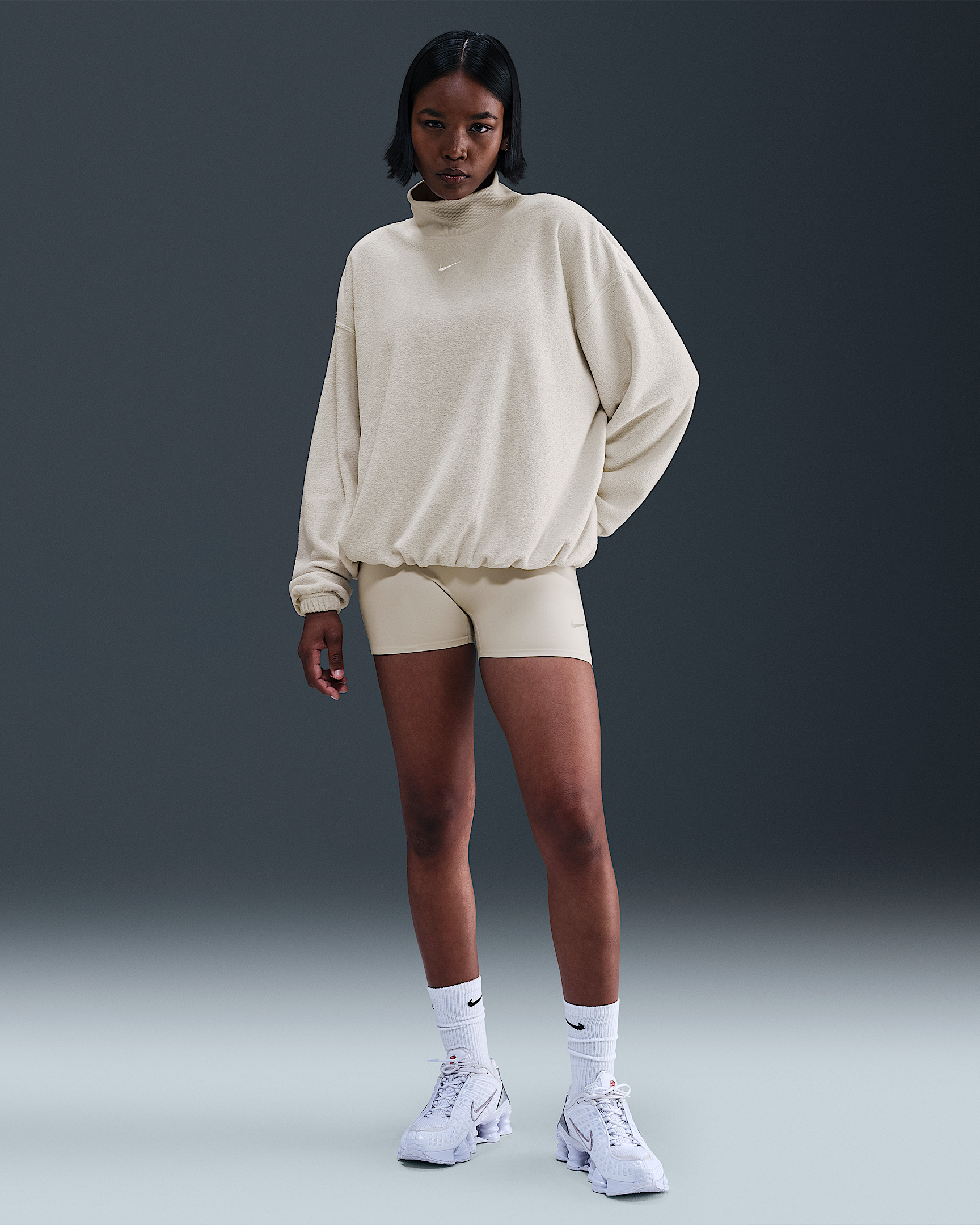 Nike Sportswear Phoenix Plush Women's Cozy Fleece Oversized Mock-Neck Top - 4