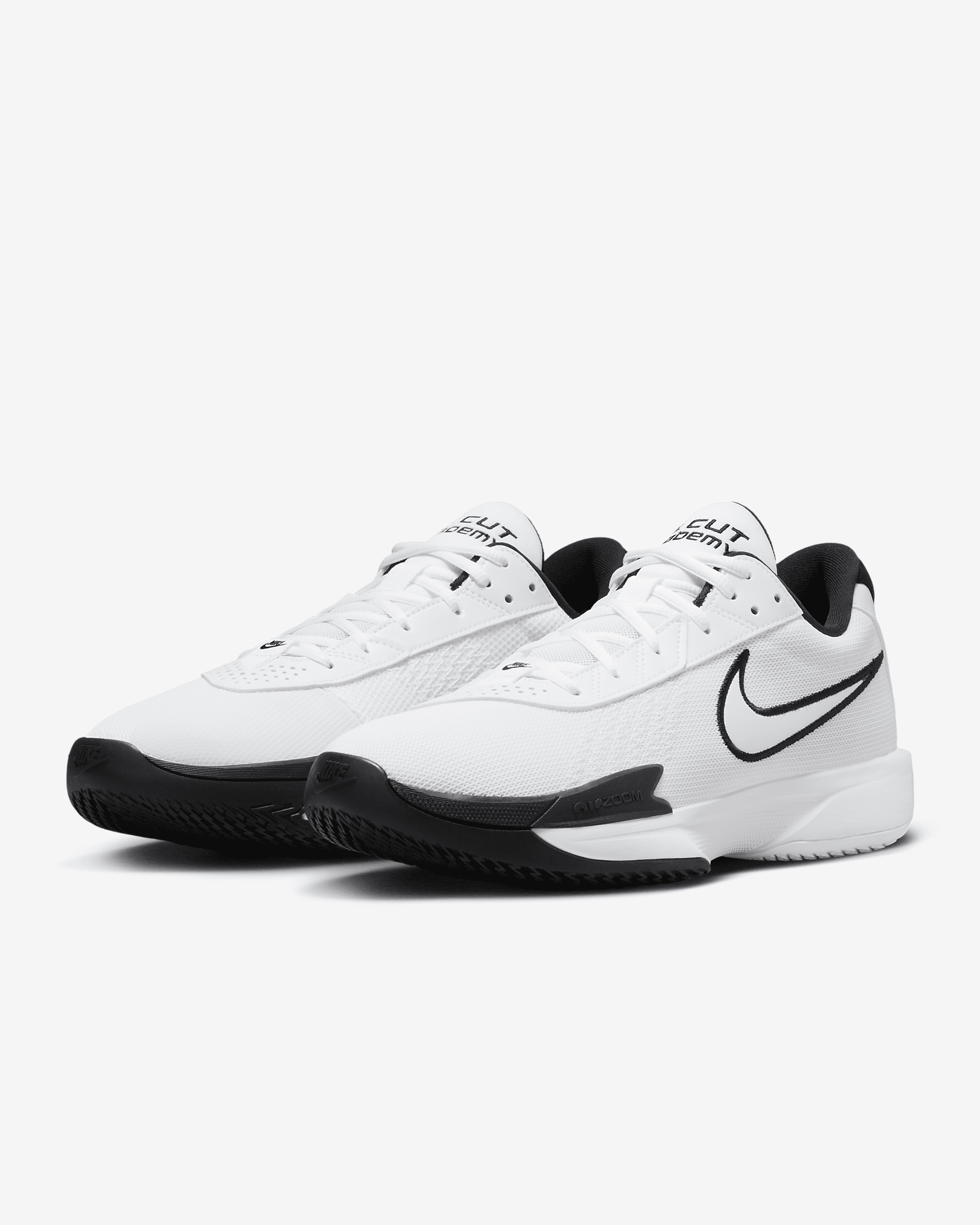 Nike Men's G.T. Cut Academy Basketball Shoes - 5