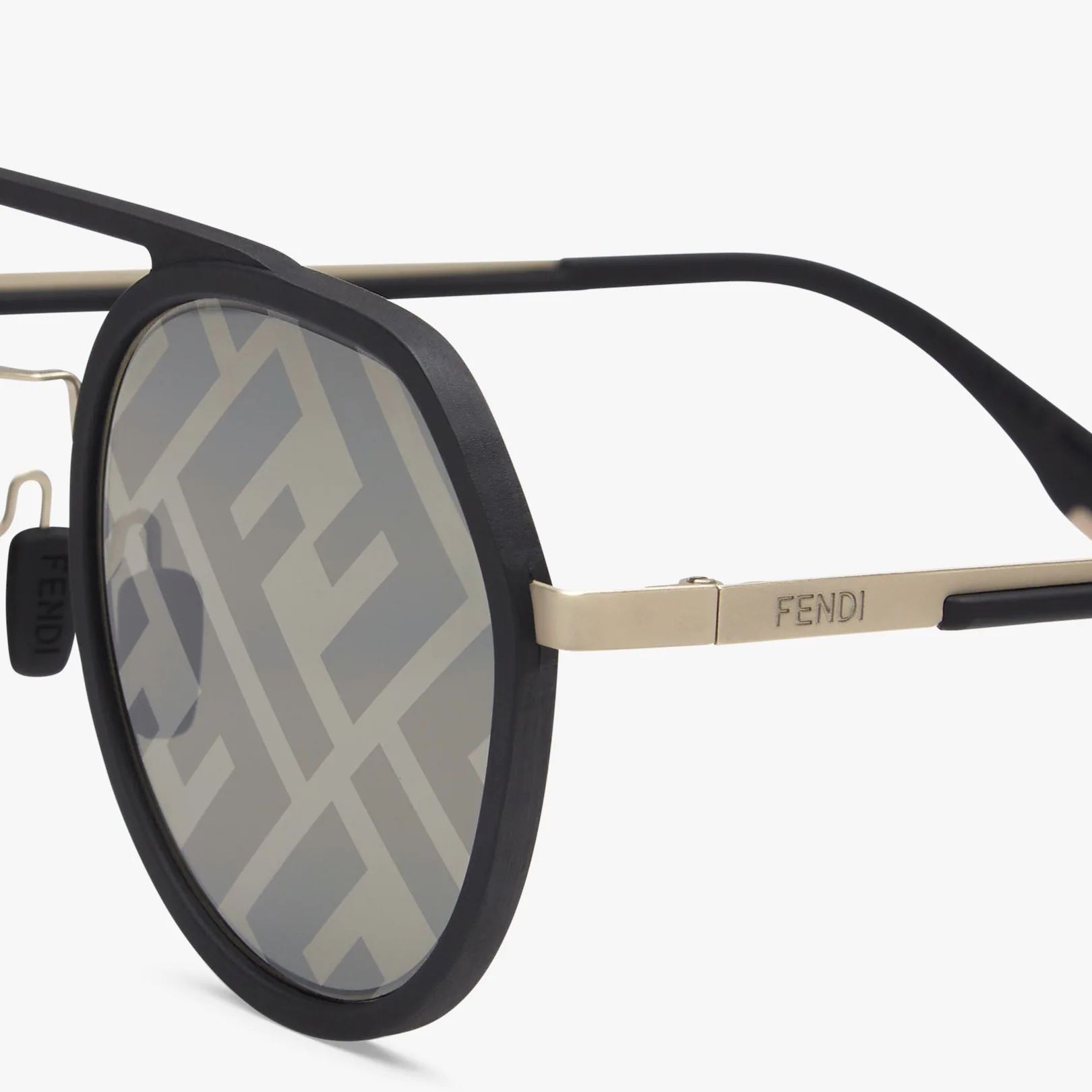 Fendi Light - 3