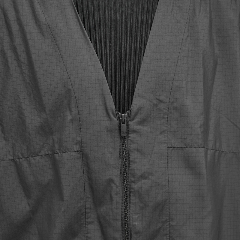 Homme Plissé Issey Miyake Pleated Tech Vest 5