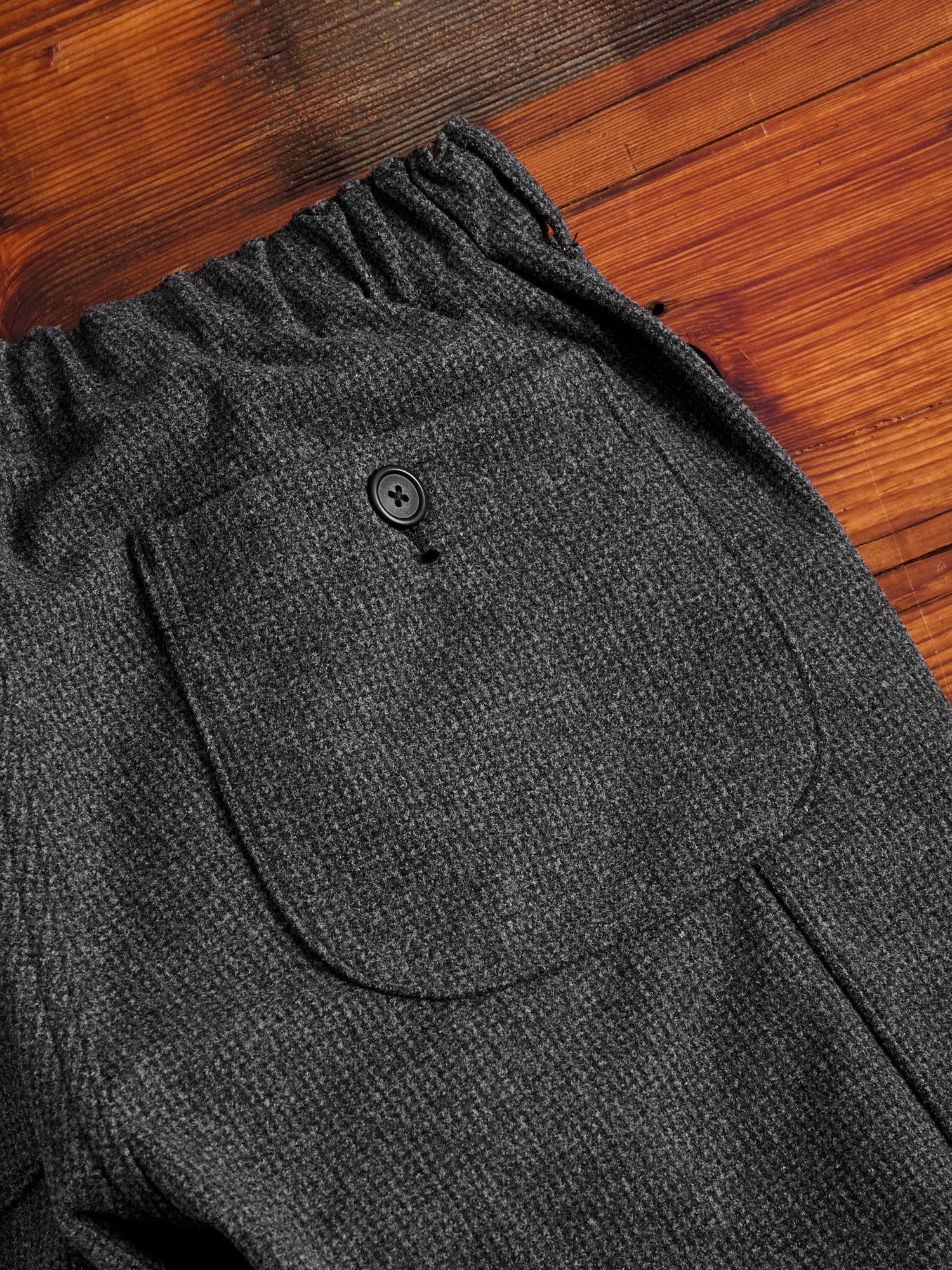 French Work Pants in Charcoal Houndstooth - 5