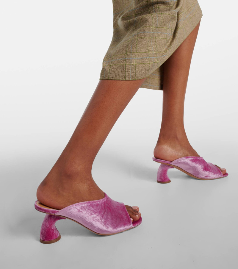 65 velvet mules 4