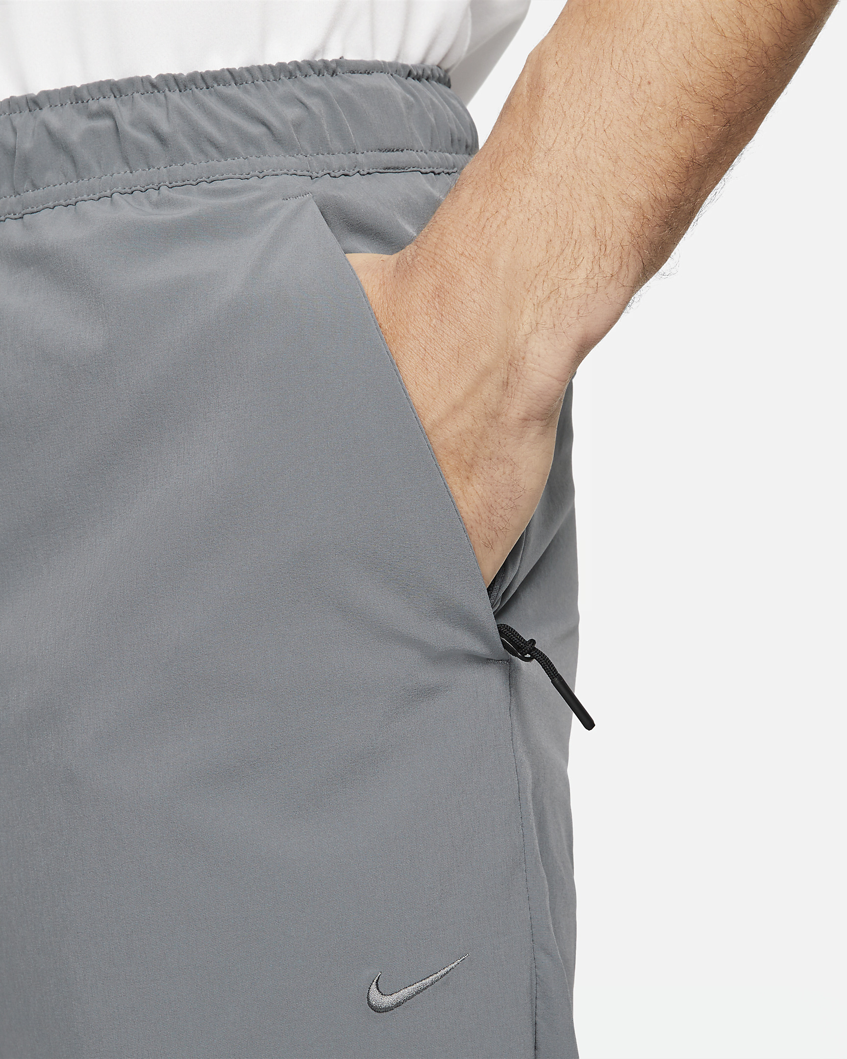 Nike Unlimited Men's Dri-FIT Zippered Cuff Versatile Pants - 3
