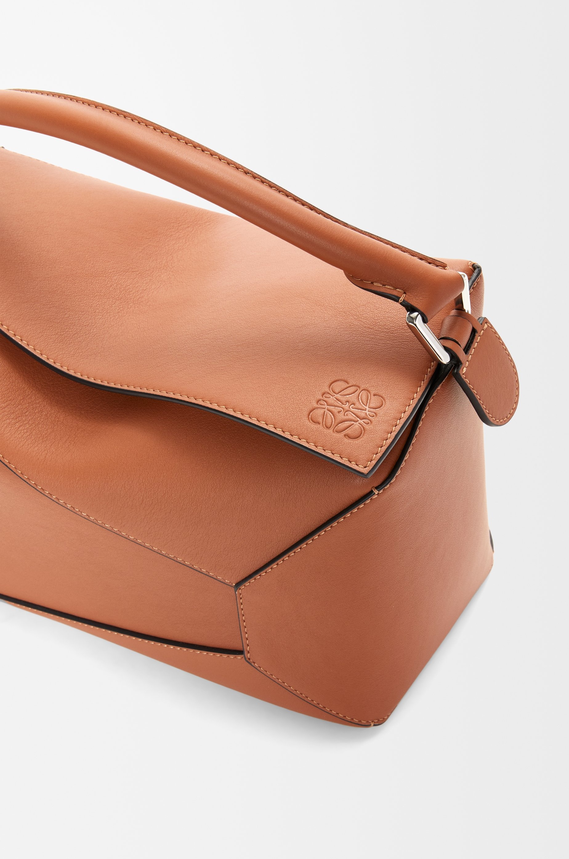 Puzzle bag in classic calfskin - 9