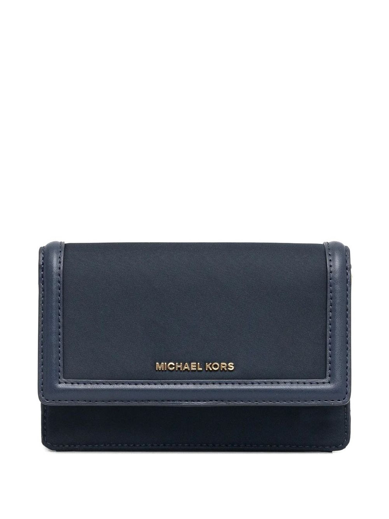 Jet Set wallet 1