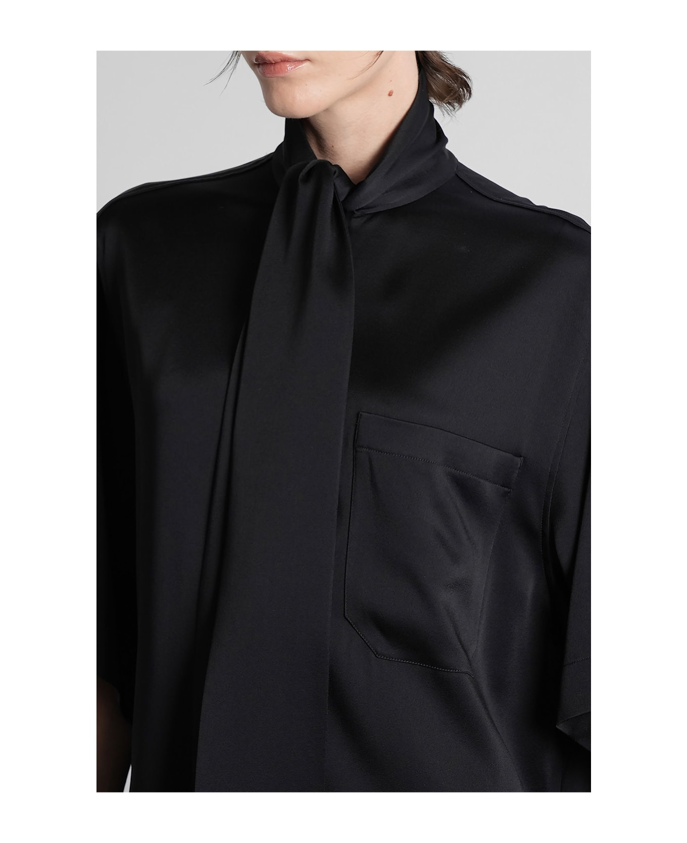 In Black Acetate - 5