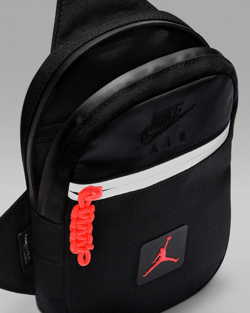 Jordan Franchise Sling Bag (1L) 4