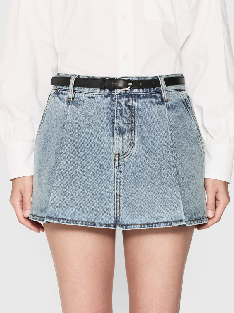 The Pleated Skirt in Outlaw 3