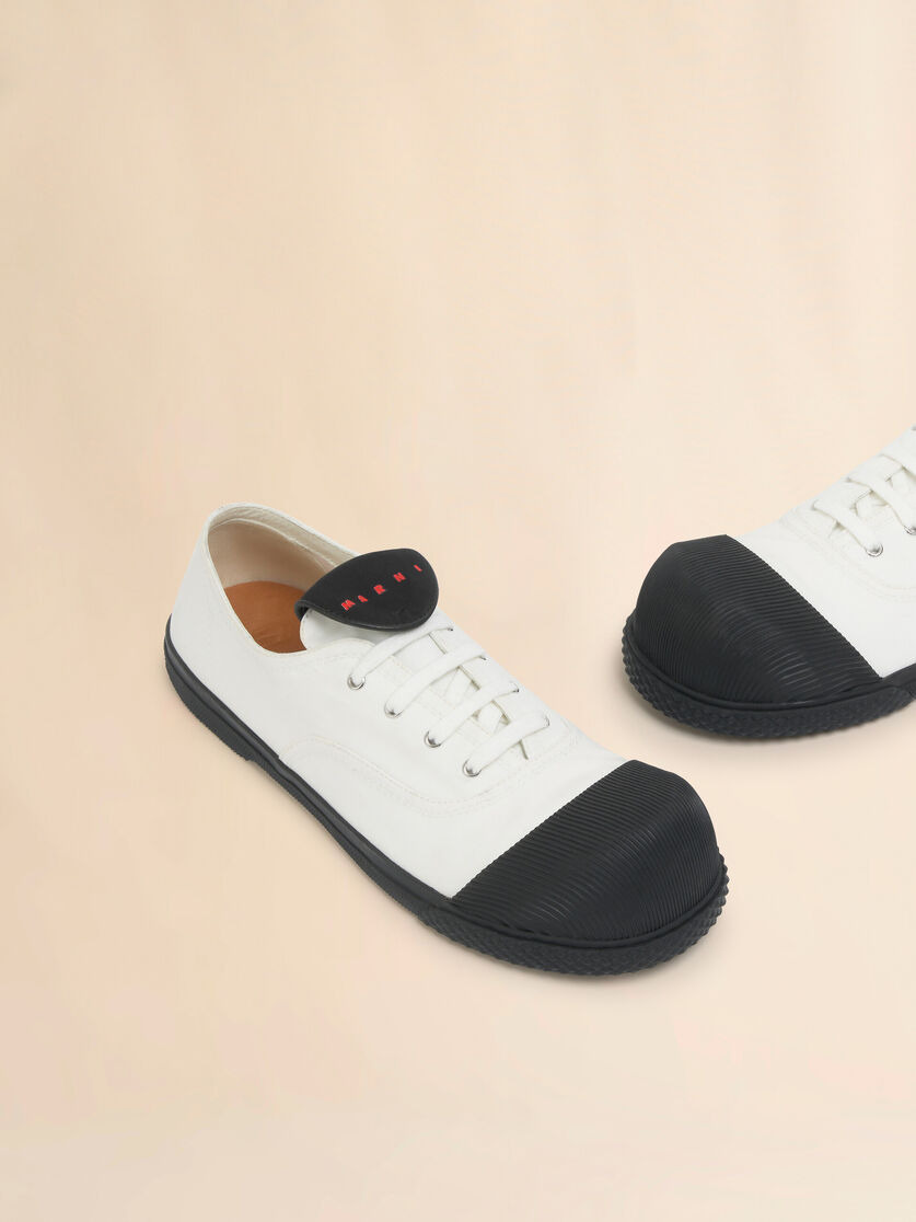 WHITE CANVAS NEW WAVE SNEAKER - 5