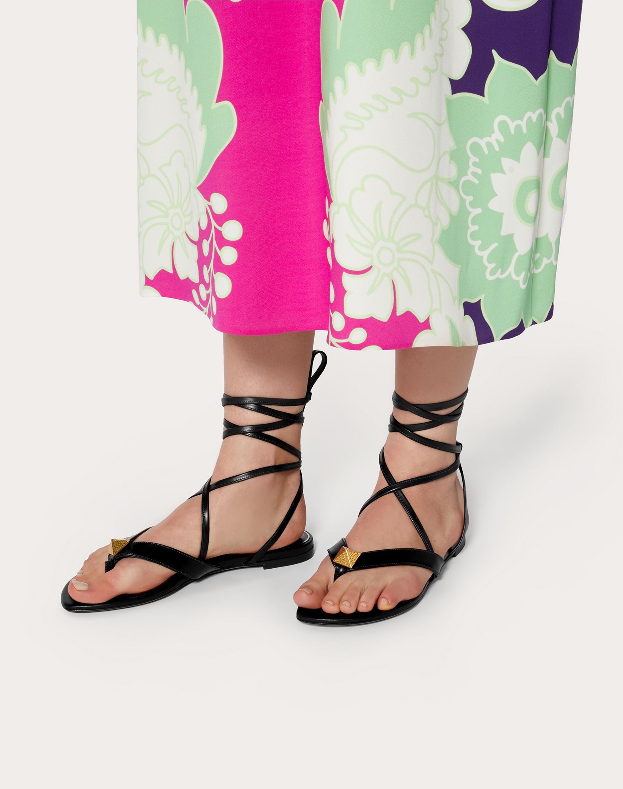 Roman Stud Flat Flip Flop Sandal in calfskin - 6