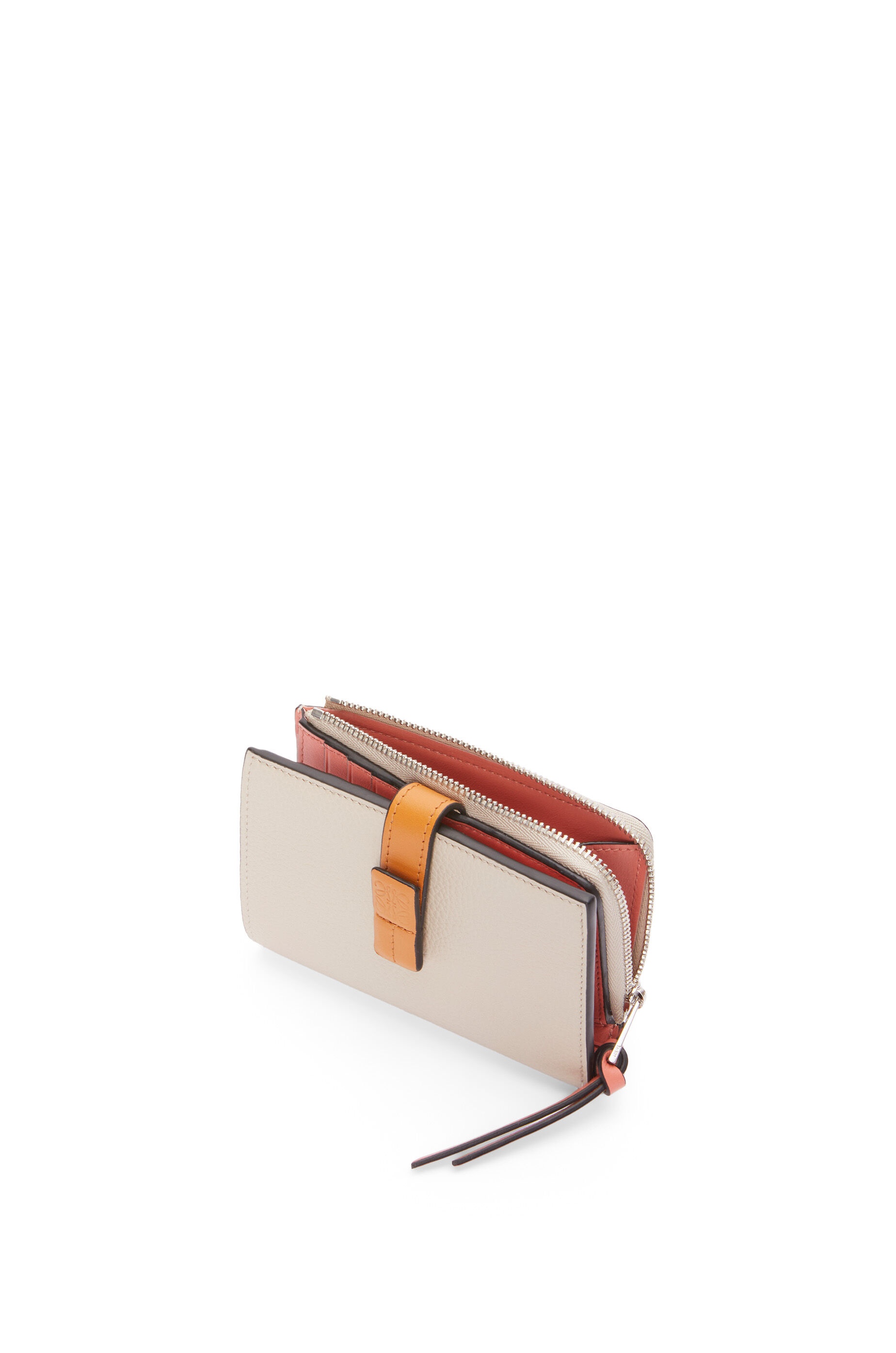 Slim zip bifold wallet in soft grained calfskin - 3