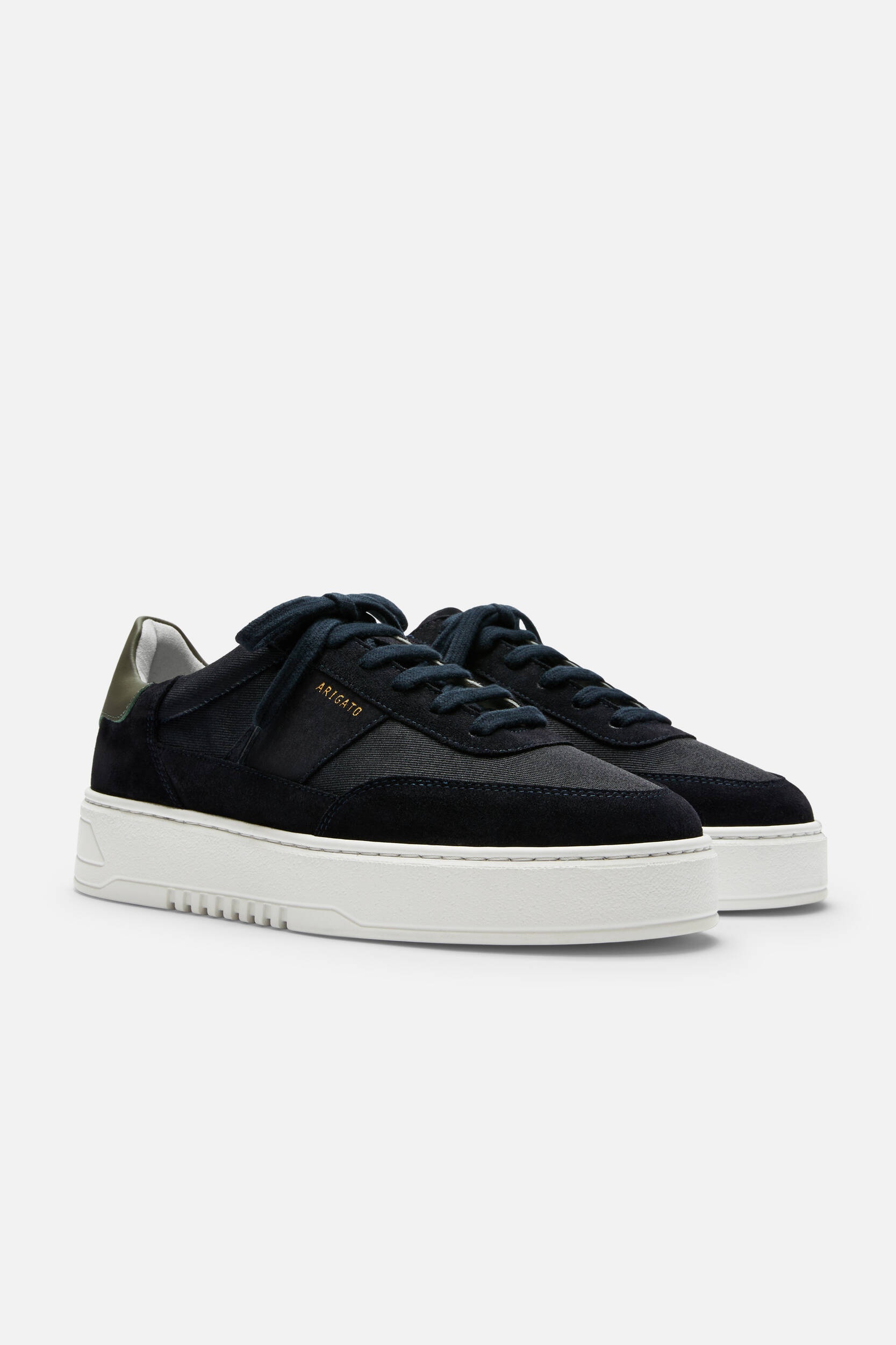 【関税込み】Axel Arigato ブラック Orbit Vintage スニーカー Axel Arigato Orbit Vintage Sneaker | REVERSIBLE