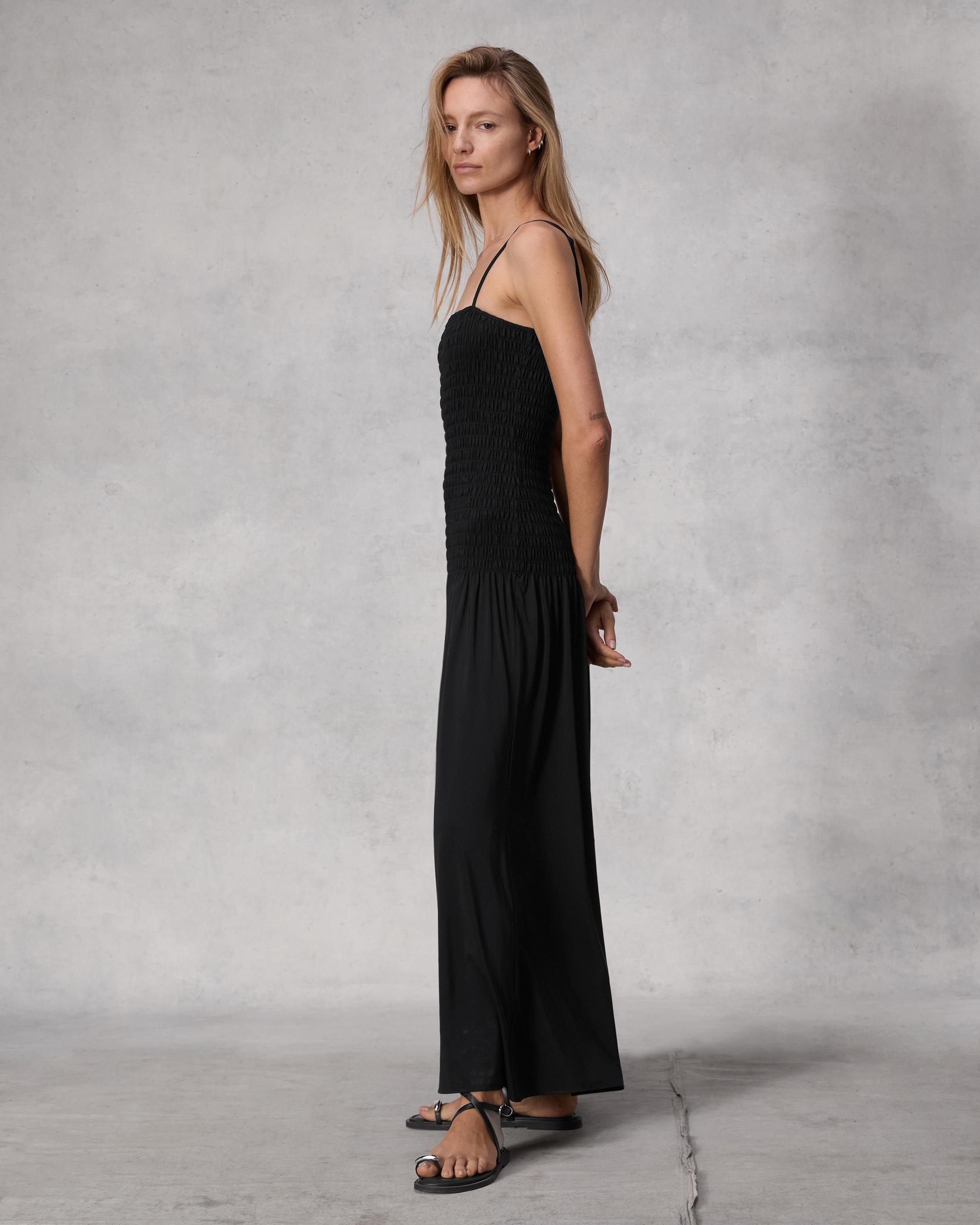 Anya Viscose Crepe Dress
Maxi - 3