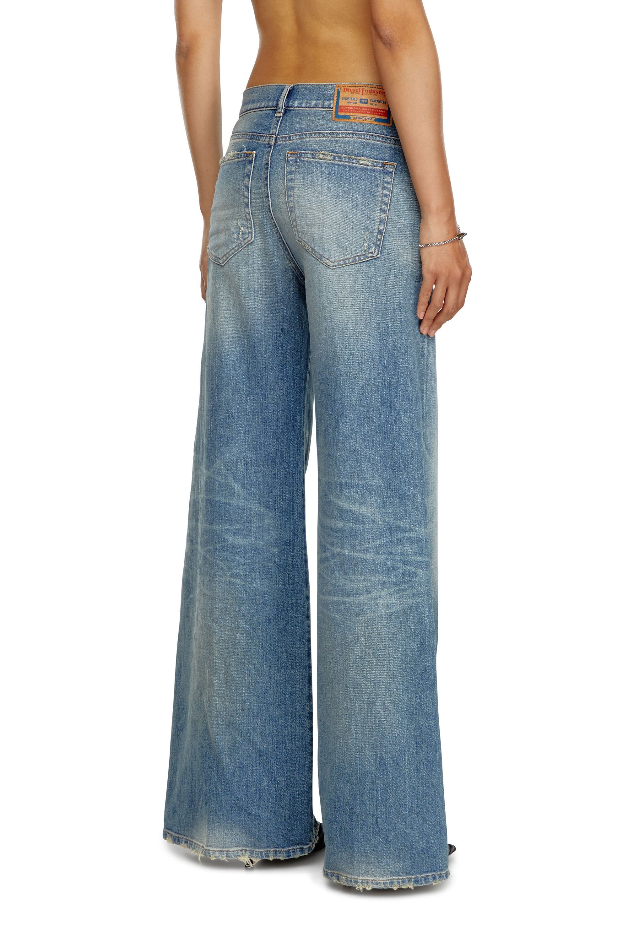 BOOTCUT AND FLARE JEANS 1978 D-AKEMI 09J44 - 4