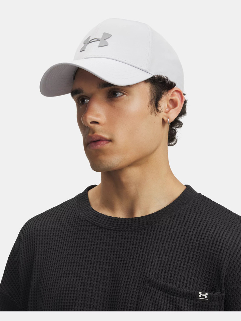 UA Blitzing Low Storm 3