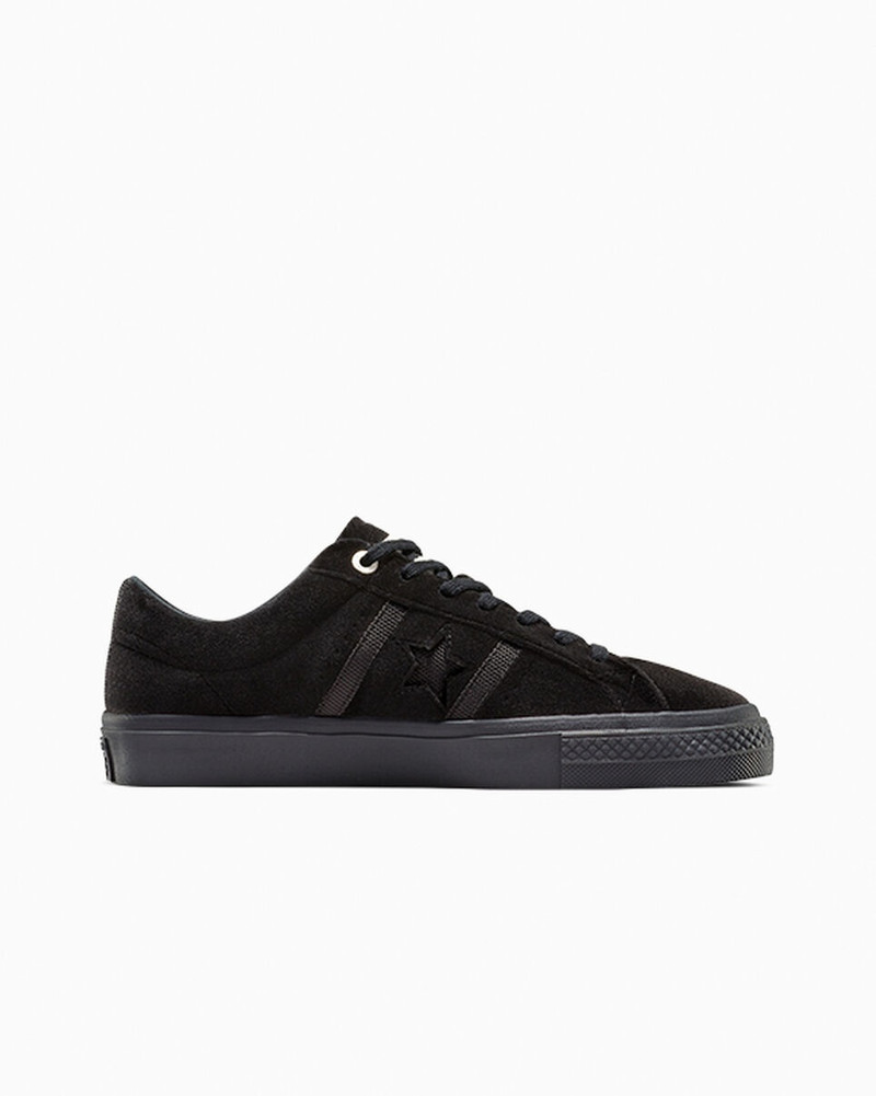 Converse x UNDEFEATED One Star Academy Pro - 1